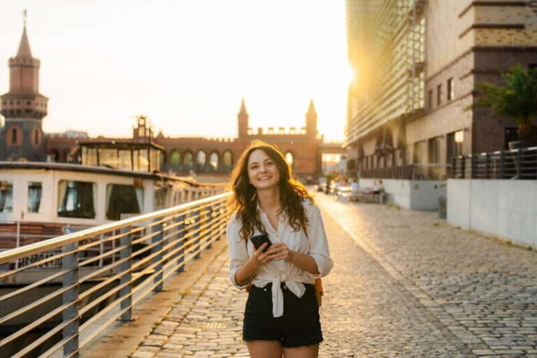 Berlin: East Side Gallery Photoshoot - What the Photoshoot Includes