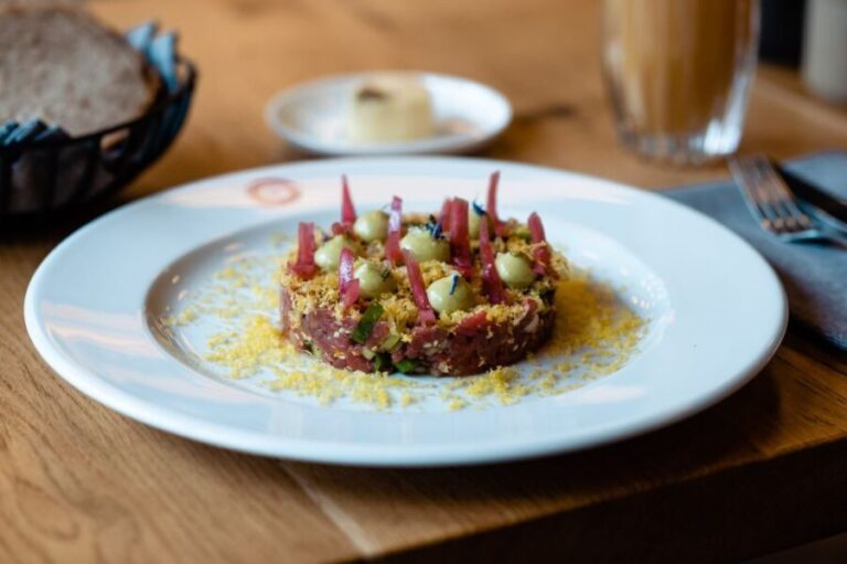 Berlin: Fine Dining Breakfast with Champagne in Schoneberg - An Honest Look at the Value