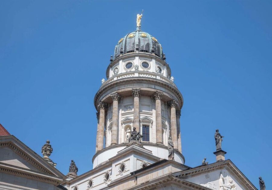Berlin: Französischer Dom 360° Panorama & Crémant to go - Who Should Consider This Tour?