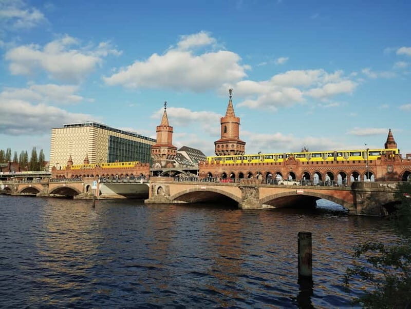 Berlin Friedrichshain: Urban Walk of Grit and Gentrification - What To Expect During the Tour