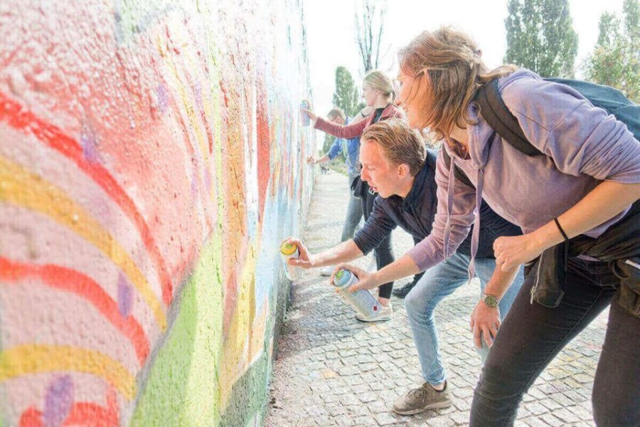 Berlin: Graffiti Workshop at the Berlin Wall - The Practical Details