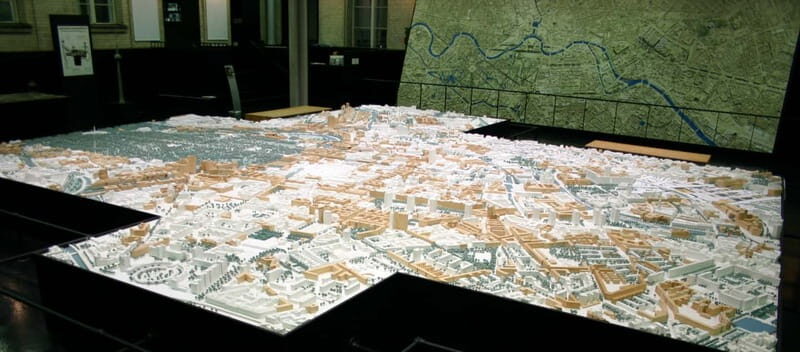 Berlin: Guided Bike Tour to Hidden Gems off the Beaten Path - The Route and Stops