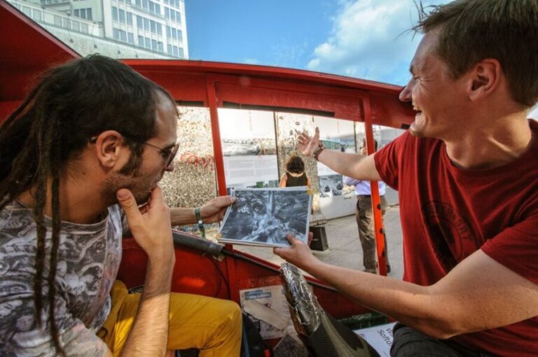 Berlin: Private E-Rickshaw Tour with Hotel Pickup Service - What This Tour Offers and How It Works