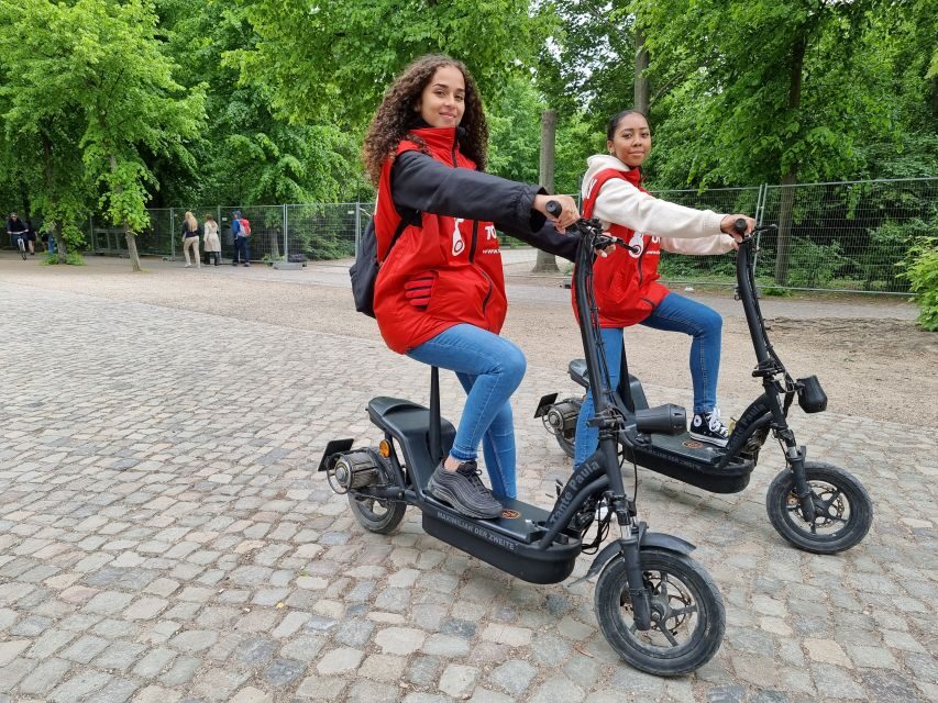 Berlin: Private E-Scooter Highlights Tour - The Ride & the Landmarks