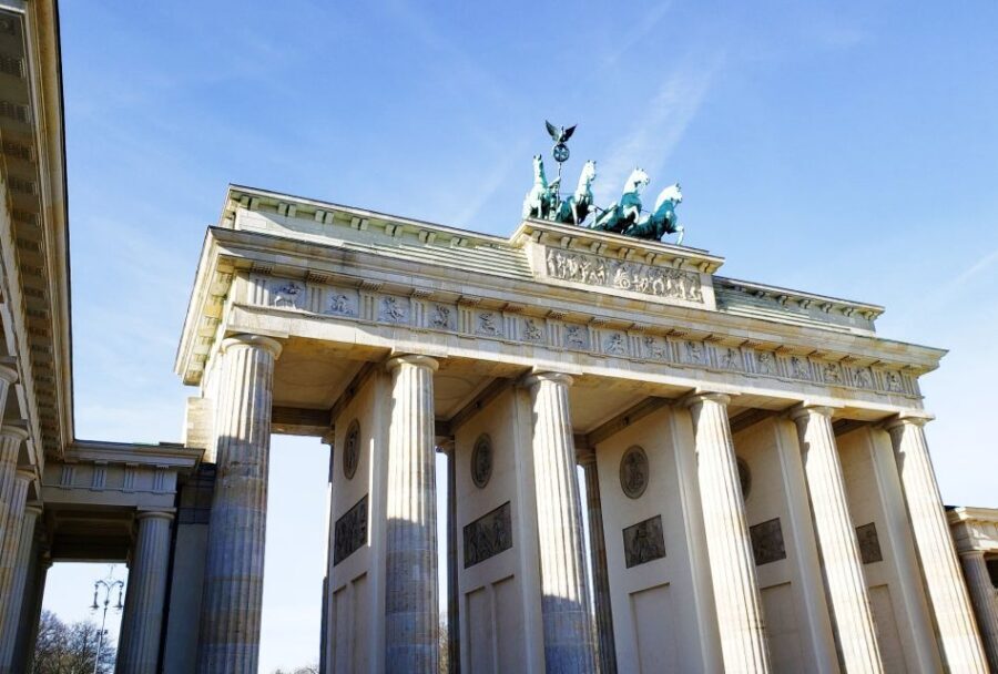 Berlin: Private walking tour through the city center - Key Points