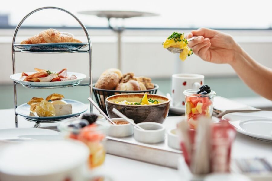 Berlin: Rooftop Breakfast at Käfer Restaurant Reichstag - The Value of This Experience