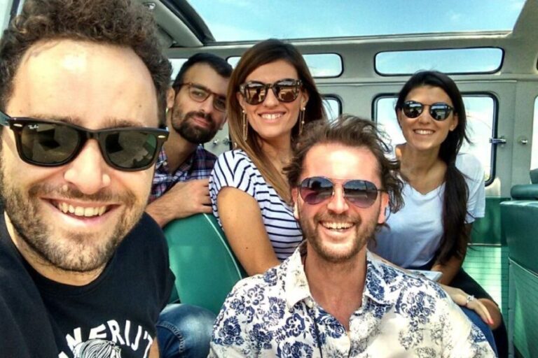 Berlin: Sightseeing Tour in Classic Volkswagen T1 Samba Bus - The Real Value of This Tour