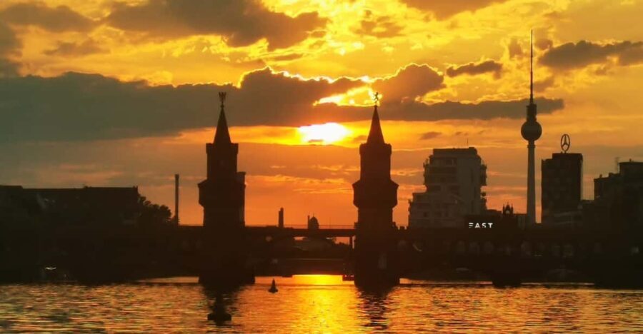 Berlin: Solar Powered Sunset Catamaran Cruise & Audio Guide - The Experience of the Solar-Powered Boat