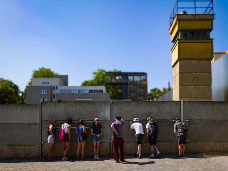 Berlin: The Wall and Third Reich Guided Bike Tour - Who Should Consider This Tour?