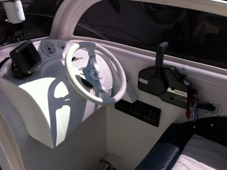 Berlin:Guided South Berlin Yacht Tour with Swim Stop (relax) - Practical Info You Should Know