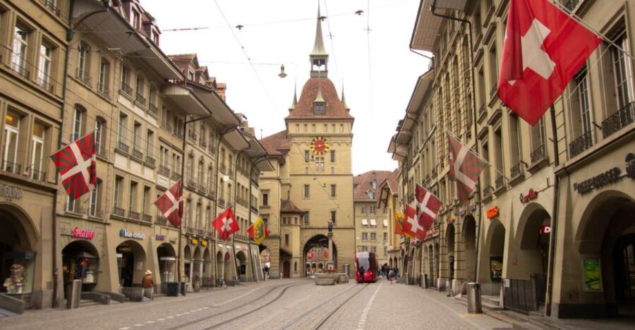 Bern: Capture the most Photogenic Spots with a Local - The Practicalities: What’s Included and What to Expect