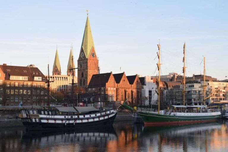 Best of Bremen Private Walk Tour with a Professional Guide - The Landmarks and Neighborhoods