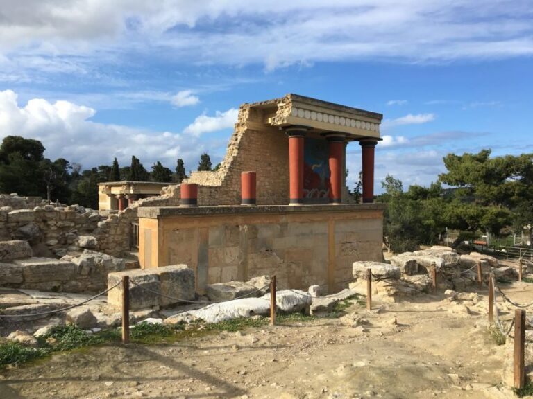 Best of Heraklion : Knossos - Arch.Museum - City tour - Who Would Enjoy This Tour?