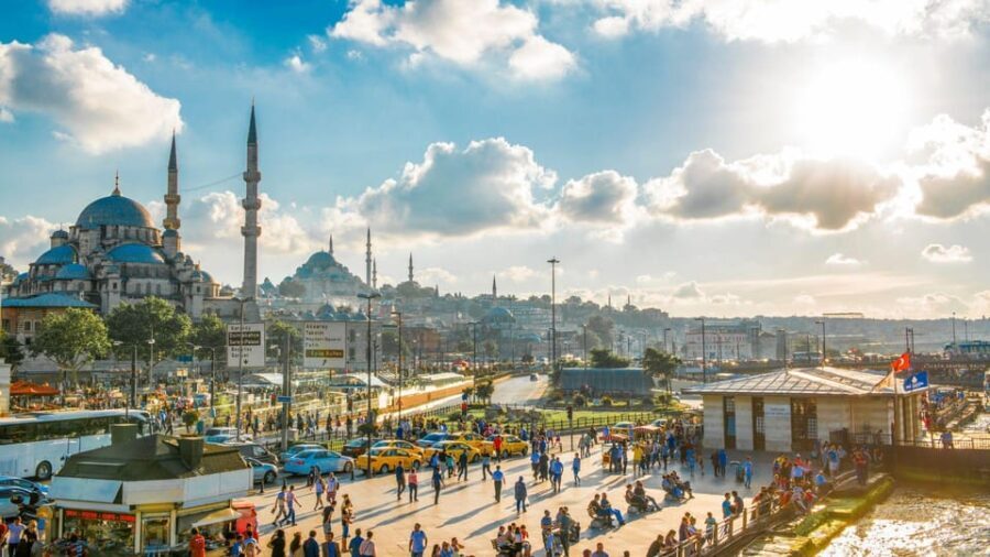 Best of Istanbul: Private Walking Tour with Local - The Guide Experience