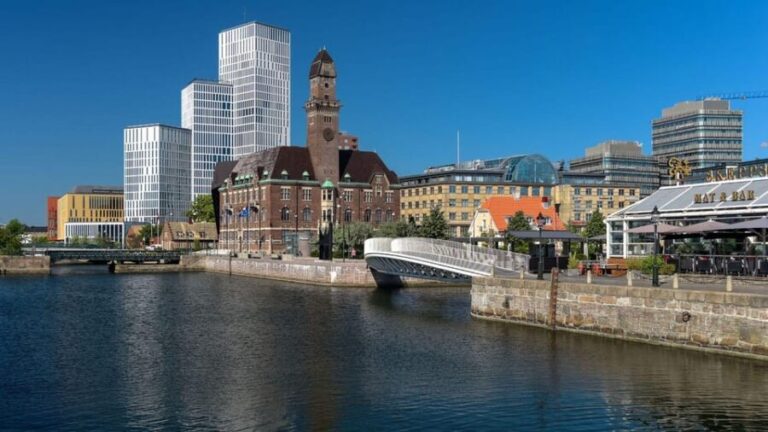 Best of Malmö: Private Walking Tour with a Local - A Walk Through Malmö: What to Expect