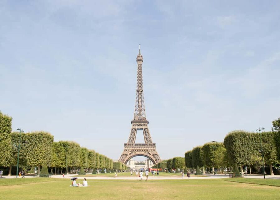 Best of Paris: Eiffel Tower & Versailles Palace Guided Tour - The Itinerary in Detail