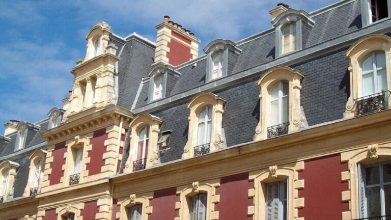 Biarritz: 2-Hour Private Guided Walking Tour - What’s Included and What’s Not
