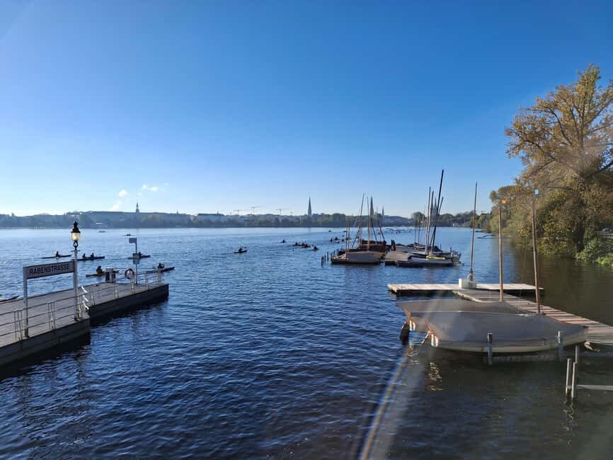 Bike tour around the Alster - Celebs, water, and nature - Who Is This Tour Best Suited For?