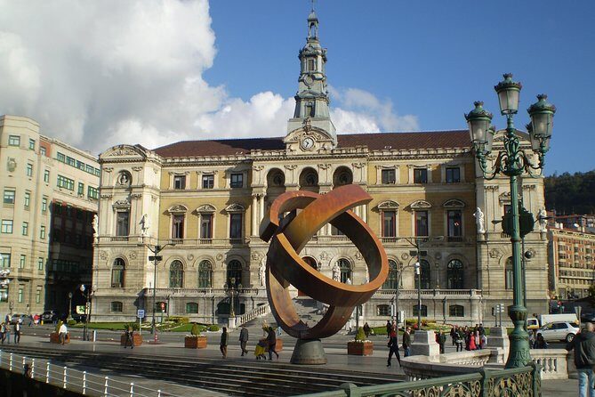 Bilbao And The Bay Of Biscay from San Sebastian - FAQ
