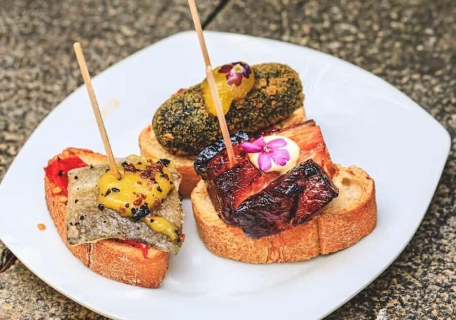 Bilbao : Best Street Food Tour With A Local Guide - What You Can Expect on This Bilbao Food Tour