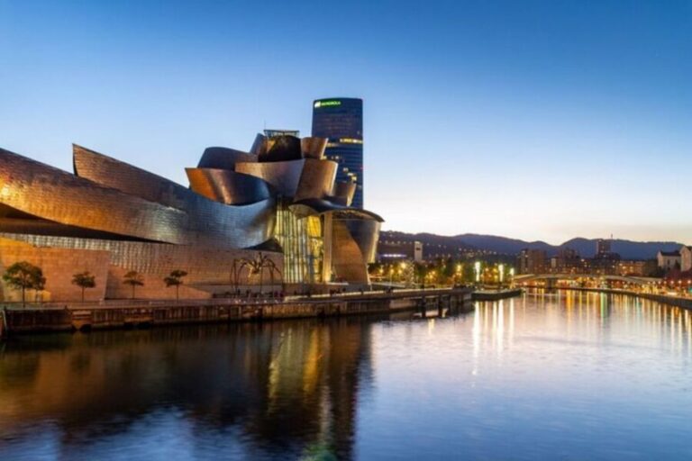 Bilbao: Private custom walking tour with a local - Pricing and Value