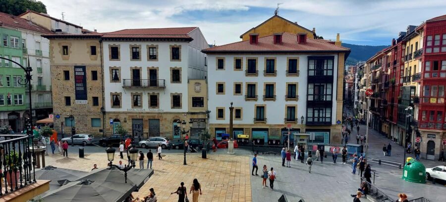 Bilbao: Spanish tour of the Old city & Santiago's Cathedral - FAQs