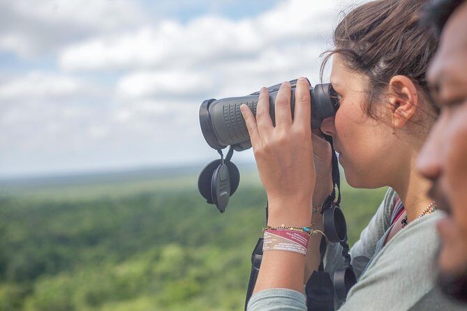 Birdwatching at The Mayan Cities with certified guide - Starting Point: Zona Arqueologica de Dzibanche - Kinichna