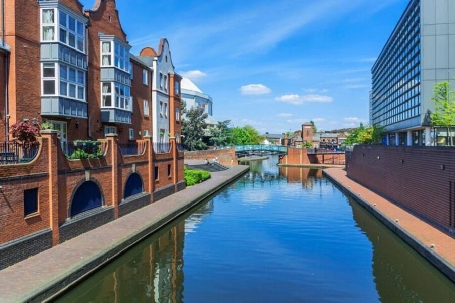 Birmingham : Private Custom Walking Tour With a Local Guide - What’s Included and What’s Not?