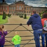 Black Cab Tour of London - Narrated Taxi Tour Guide - History Sightseeing - Who Is This Tour Best Suited For?