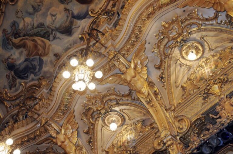 Blackpool: Afternoon Tea at Blackpool Tower Ballroom - What Are the Downsides?