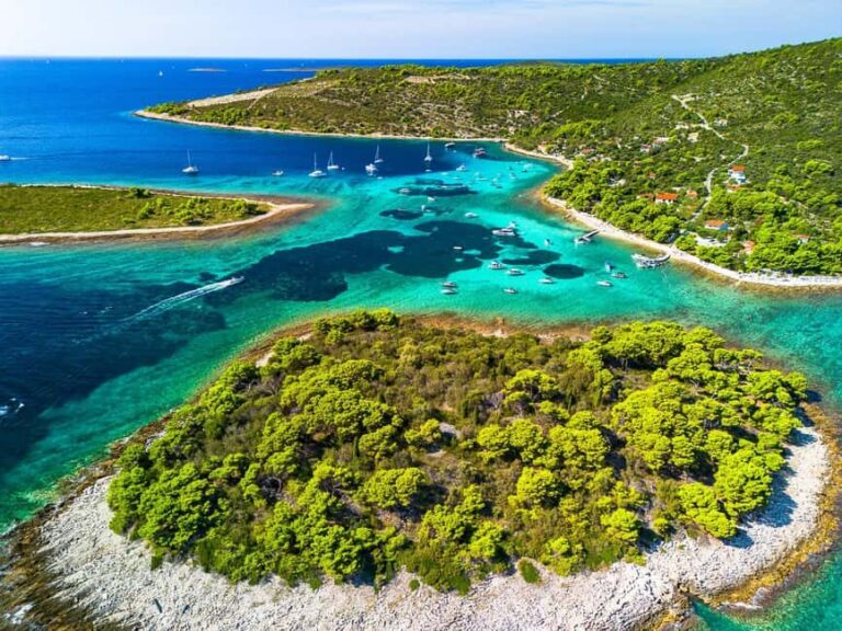 Blue Lagoon & olta Small-Group Boat Tour from Split - What to Expect on the Tour