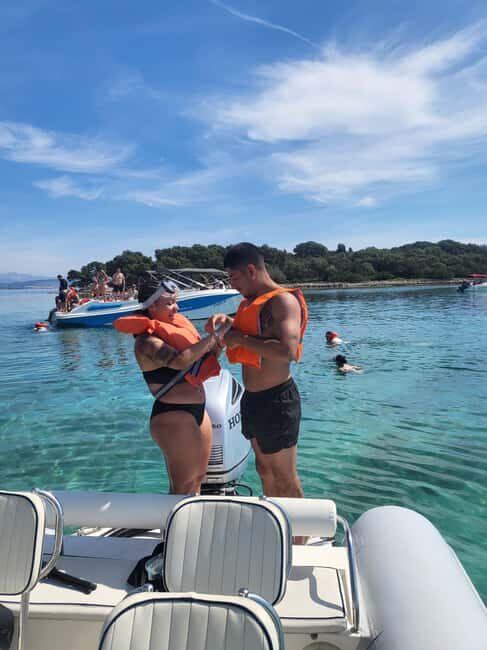 Blue lagoon with a speed boat water and towels included - The Experience: Pros and Cons