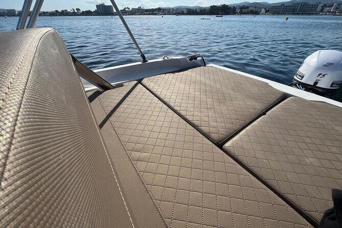 Boat Rental Without License in Ibiza and San Antonio - FAQ