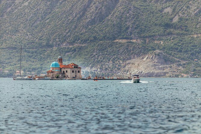 Boat Tour from Herceg Novi: Explore Kotor Bay (4h) (1-6 people) - Who Is This Tour Best Suited For?