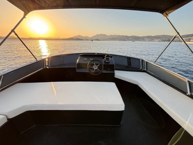 Bodrum: Bodrum Sunset Tour with Jet Black Yacht - Is It Worth the Price?