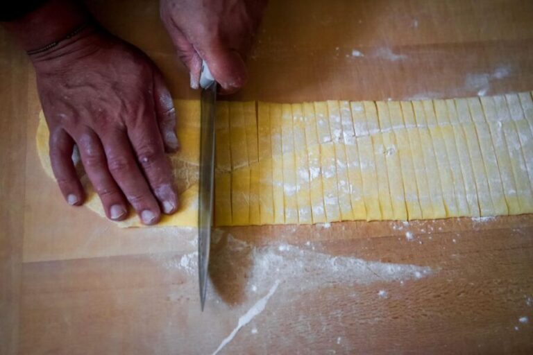 Bologna: Pasta Tagliatelle Ragu Cooking Class with Wine - The Value of the Experience
