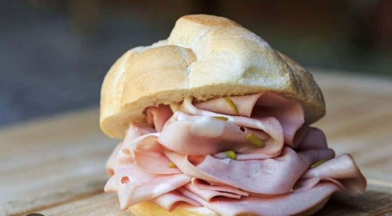 Bologna: Tagliatella and Mortadella with chef Antonio - A Breakdown of the Itinerary