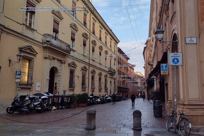Bologna's Ancient and Recent History: A Self-Guided Audio Tour - Who Will Love This Tour?