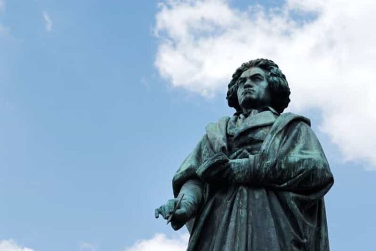 Bonn : Private Walking Tour With A Guide ( Private Tour ) - Who is This Tour Best For?