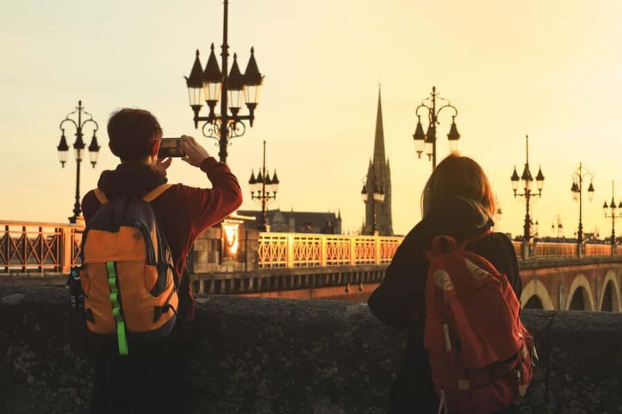 Bordeaux: 2-hour Best Intro Walking Tour with a Local - Who Will Love This Tour?