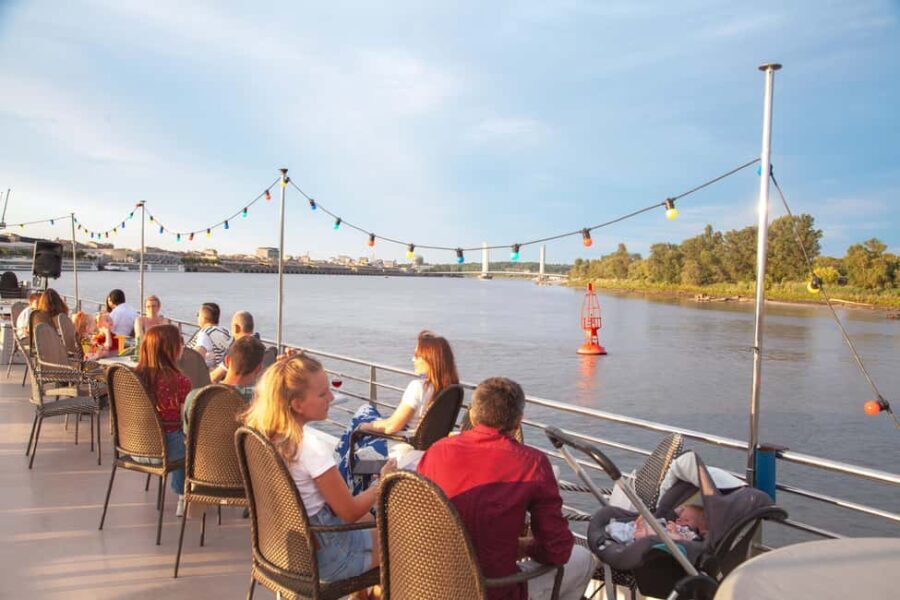 Bordeaux: Guided River Cruise - Who Should Consider This Tour?