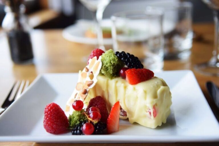 Bordeaux: Lunch Cruise - The Value Proposition