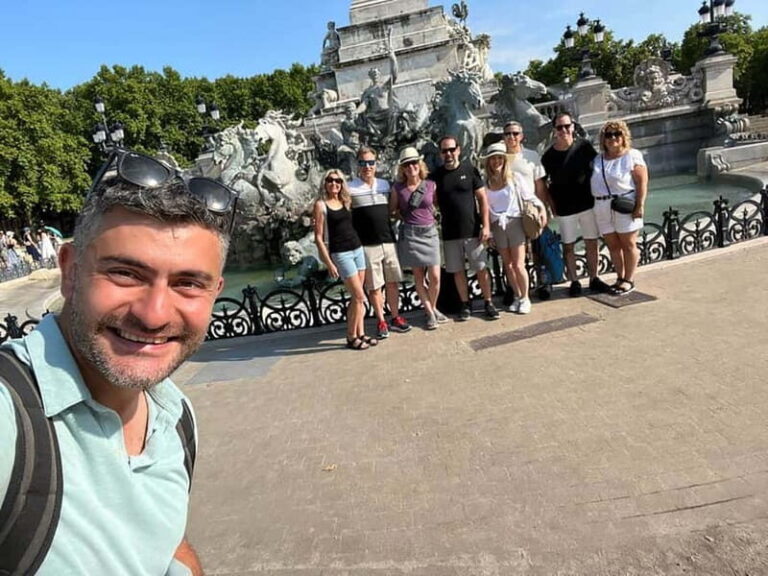 Bordeaux Unveiled: The Ultimate Private Walking Experience! - The Taste of Bordeaux: Cannelé and Local Flavors