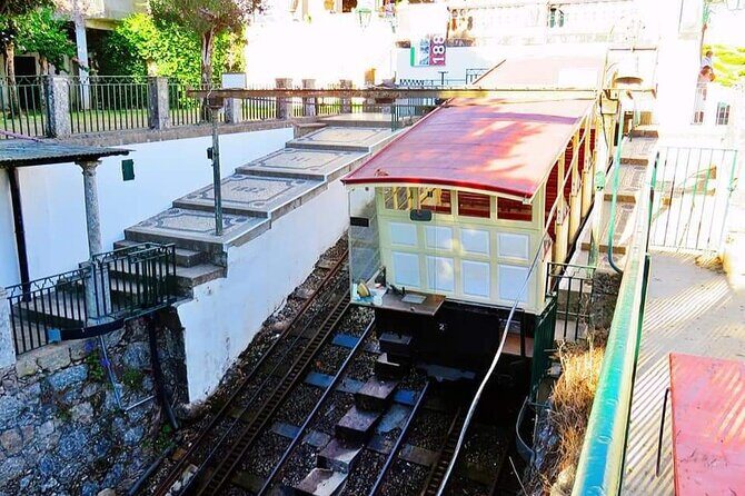 BRAGA AND GUIMARÃES: Private Historic Tour from Porto - Detailed Itinerary Breakdown