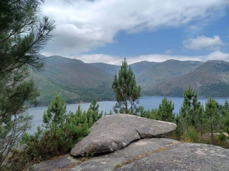 Braga or Gerês: a private, tailor-made nature experience with a French-speaking host - The Morning: Sacred Sites and Spectacular Views