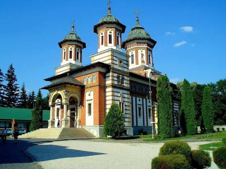 Bran, Pele, Cantacuzino & Sinaia  Scenic Day Trip - The Itinerary in Detail