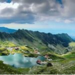 Braov: Carpathian Mountains Guided Hike with Pickup - What the Experience Looks Like