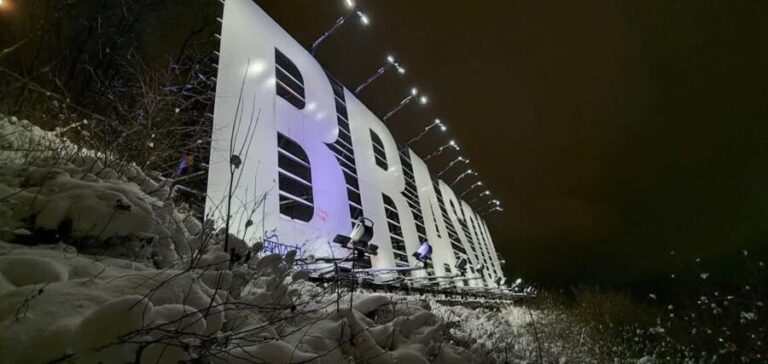 Braov: Night Hike to the Braov Sign with Guide - The Ascent and Trail Details