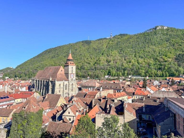 Brasov: Walking Tour of the Old Town & Photo Hotspots - What You Can Expect from the Tour