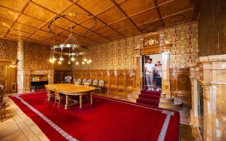 Bremen: Public Tour of the Town Hall (Tour in English) - Who Will Enjoy This Tour?